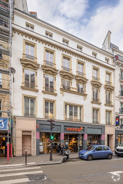 16 Rue Du Faubourg Montmartre, Paris for lease - Building Photo - Image 3 of 3