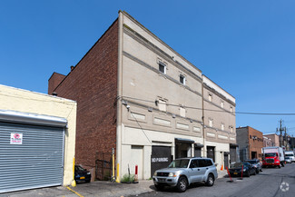 Plus de détails pour 31-33 School St, Yonkers, NY - Industriel à louer