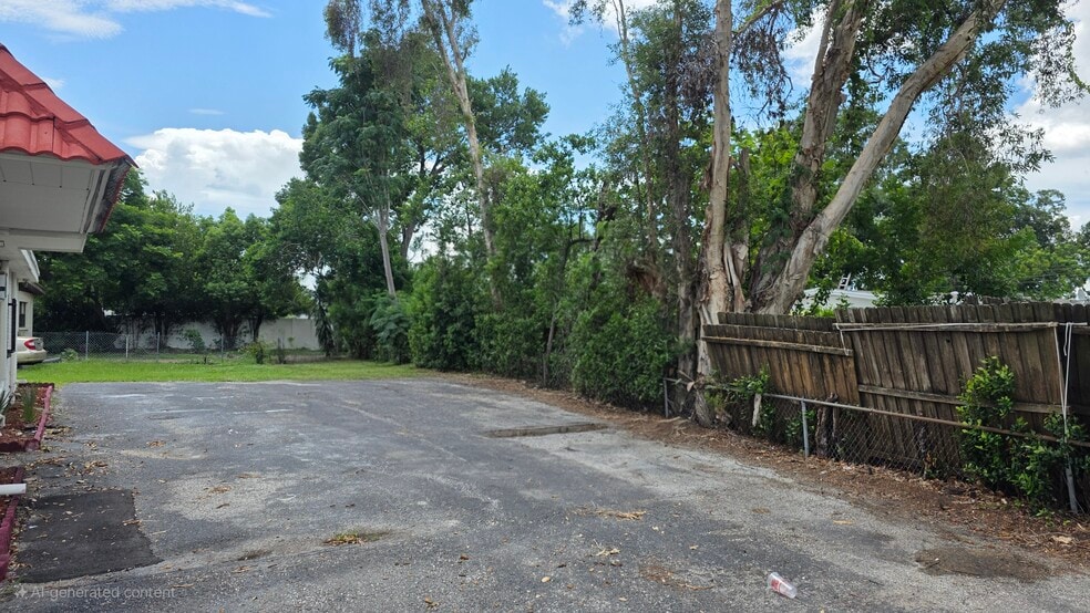 7102 N Armenia Ave, Tampa, FL for sale - Primary Photo - Image 2 of 14