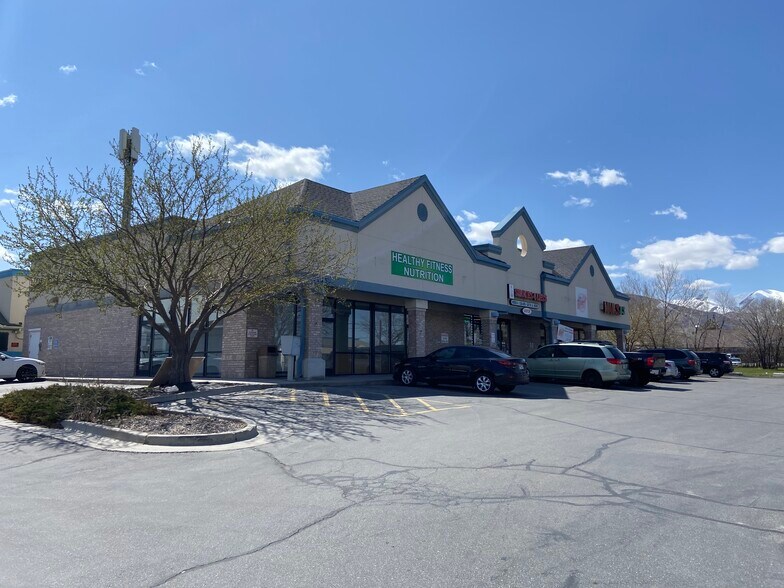 7125-7135 W 3500 S, Salt Lake City, UT à louer - Photo du bâtiment - Image 2 de 6