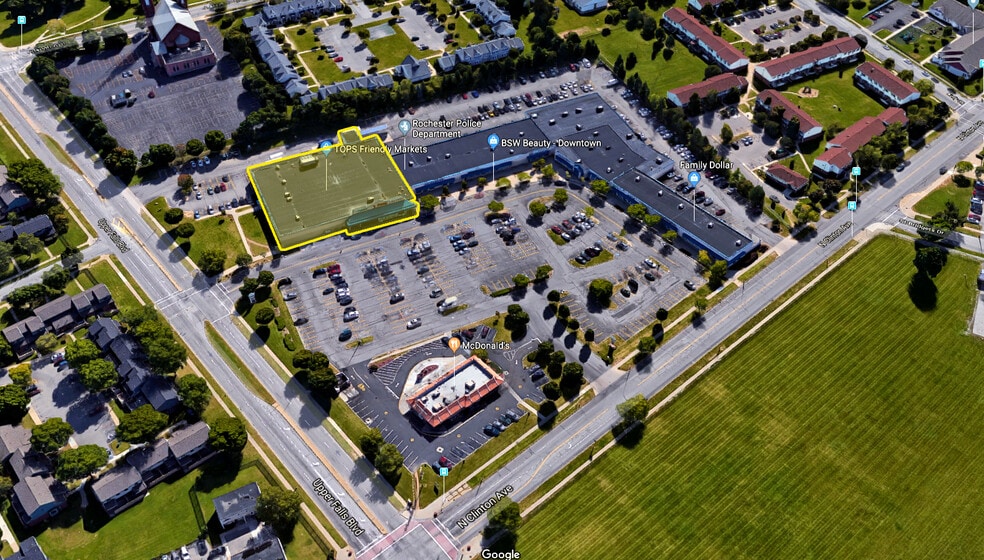 265-315 Upper Falls Blvd, Rochester, NY for lease - Building Photo - Image 3 of 4