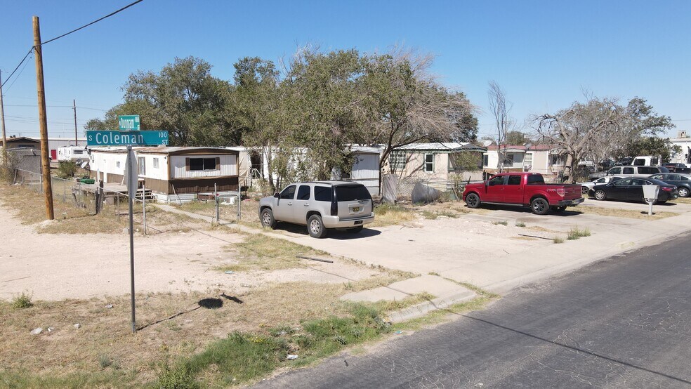 116 S Cecil St, Hobbs, NM à vendre - Photo du bâtiment - Image 2 de 3