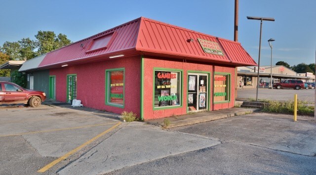 2320 N Memorial Pky, Huntsville, AL à vendre Photo du bâtiment- Image 1 de 1