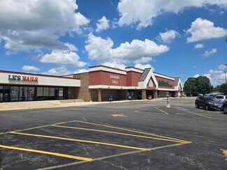 Plus de détails pour 2000-2030 W Galena Ave, Freeport, IL - Commerce de détail à louer