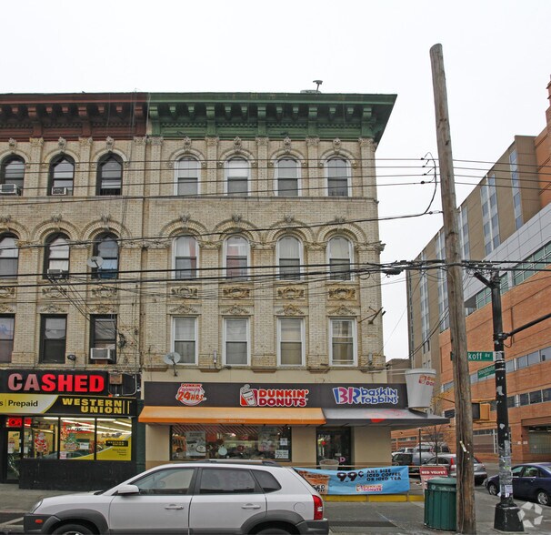 137 Wyckoff Ave, Brooklyn, NY à vendre - Photo du bâtiment - Image 2 de 2