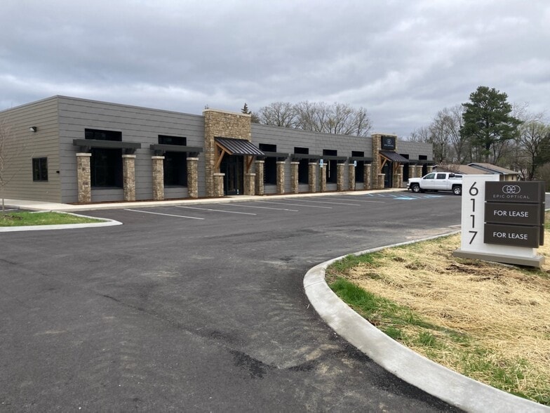 6117 Ooltewah Georgetown Rd, Ooltewah, TN à louer - Photo principale - Image 2 de 5