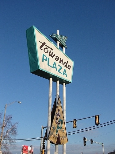 More details for 1212 Towanda Ave, Bloomington, IL - Retail for Lease