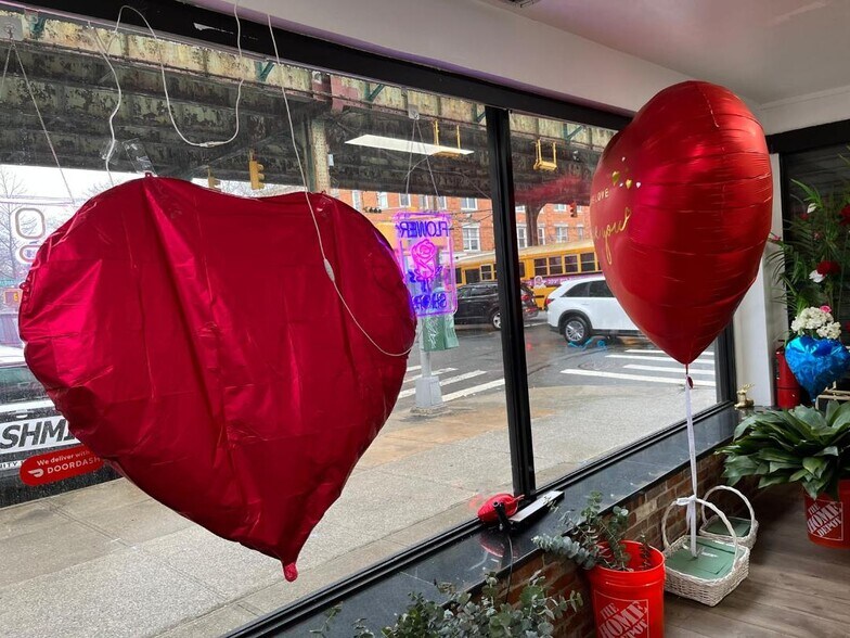 1212 Mcdonald Ave, Brooklyn, NY à louer - Photo du bâtiment - Image 3 de 9