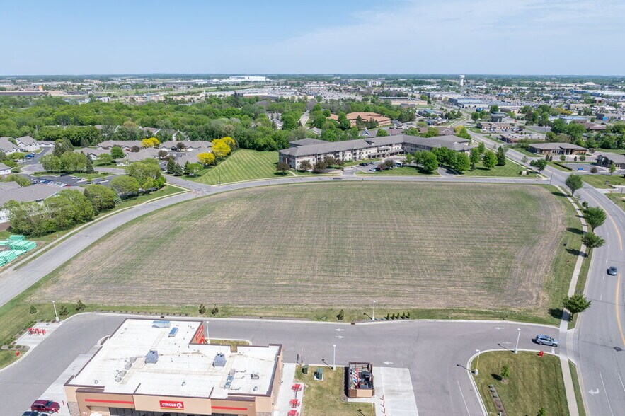 Outlot A Holiday Stationstore, Mankato, MN for sale - Aerial - Image 1 of 3