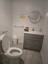 309-321 Rue Lawrence, Greenfield Park, QC for lease Interior Photo- Image 2 of 5