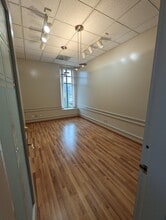 5440 E Fall Creek Parkway North Dr, Indianapolis, IN for lease Interior Photo- Image 1 of 6