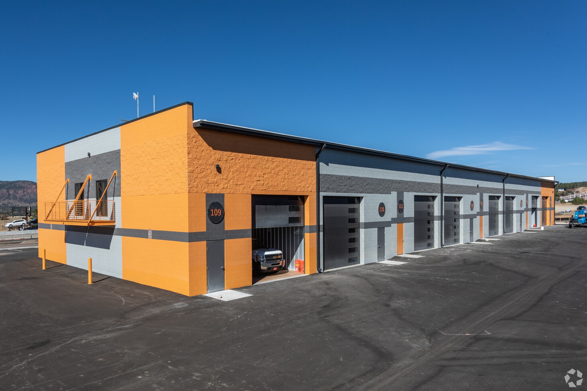 1945 Deer Creek Rd, Monument, CO for lease Building Photo- Image 1 of 16