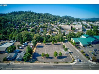 Plus de détails pour 0 DIAMOND LAKE blvd, Roseburg, OR - Terrain à vendre