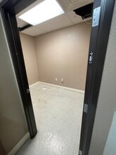 2101-2409 E Lake Mead Blvd, North Las Vegas, NV for lease Interior Photo- Image 2 of 10