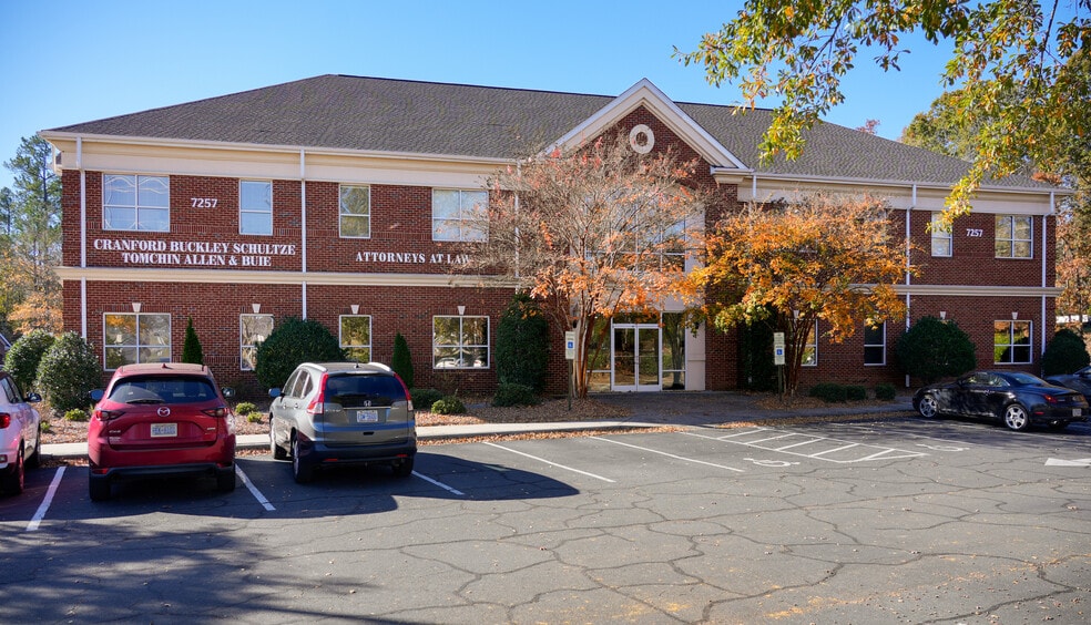 7257 Pineville-Matthews Rd, Charlotte, NC for sale - Building Photo - Image 2 of 4