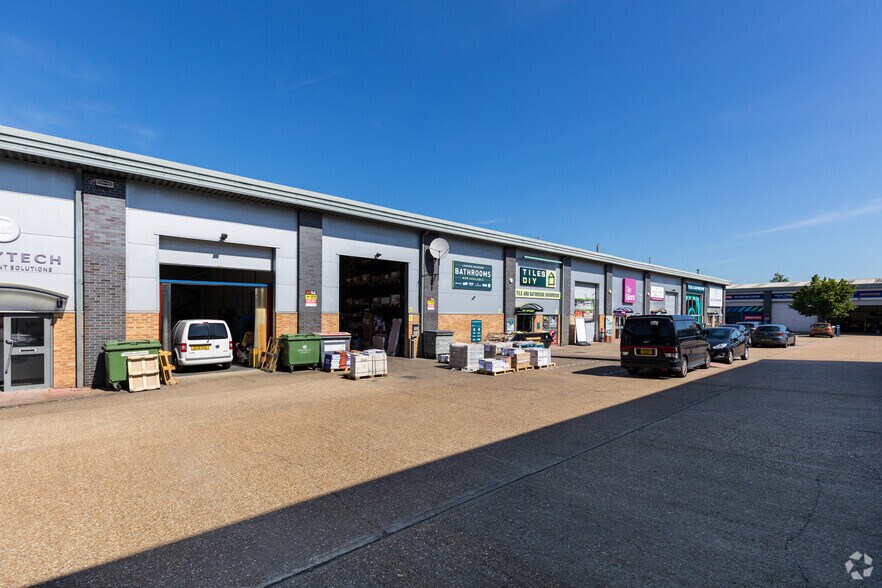 Longfield Rd, Tunbridge Wells à louer - Photo du bâtiment - Image 3 de 3