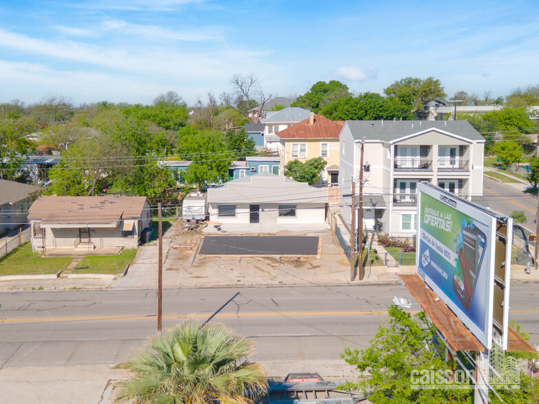 319 Blanco Rd, San Antonio, TX for lease - Primary Photo - Image 1 of 4