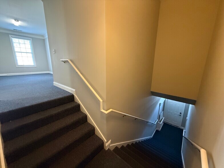 3105 Creekside Village Dr, Kennesaw, GA à vendre - Photo du bâtiment - Image 3 de 20