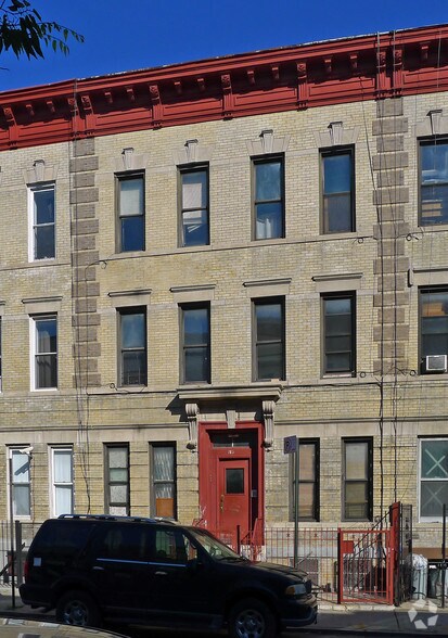 185 Jefferson St, Brooklyn, NY for sale - Building Photo - Image 2 of 5