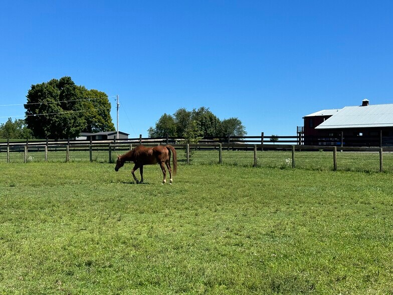 3476 Fairview Rd, Lewisburg, WV à vendre - Photo du bâtiment - Image 3 de 54