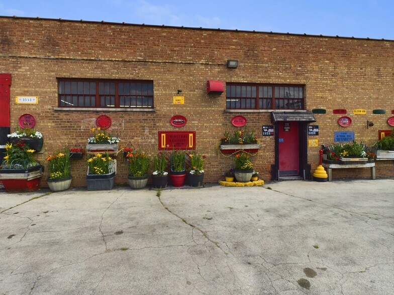 9540 S Vincennes Ave, Chicago, IL à vendre - Photo du bâtiment - Image 3 de 86