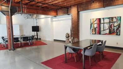 125 Main St SE, Minneapolis, MN for lease Building Photo- Image 2 of 6