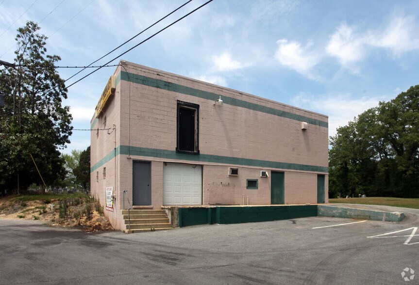 46B Solomons Island Rd, Prince Frederick, MD à louer - Photo principale - Image 1 de 8