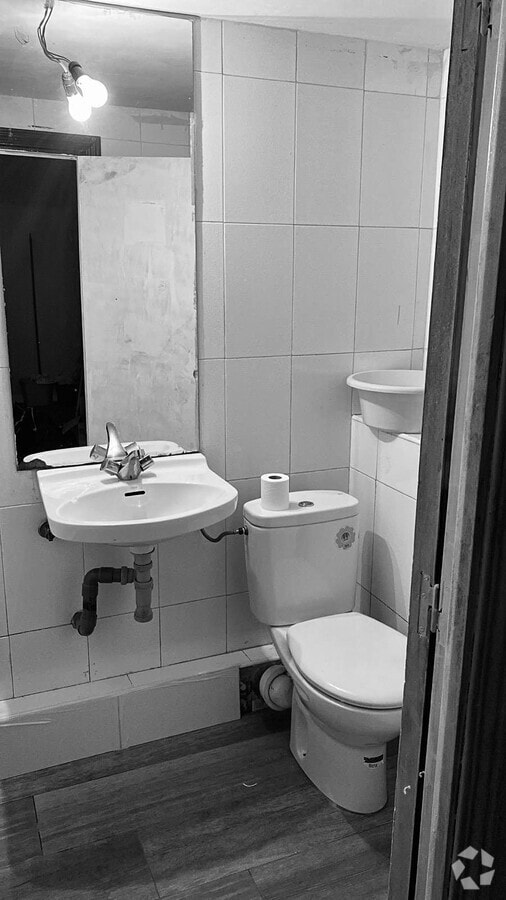 Calle Humera, 21, Fuenlabrada, MAD 28945 - Unité Puerta C, Esc. 1 -  - Photo intérieure - Image 1 of 5