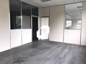 Bureau dans Villebon-sur-Yvette à louer Photo intérieure- Image 1 de 1