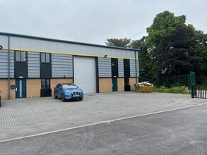 1-4 Diamond Way, Stone for lease Building Photo- Image 1 of 2