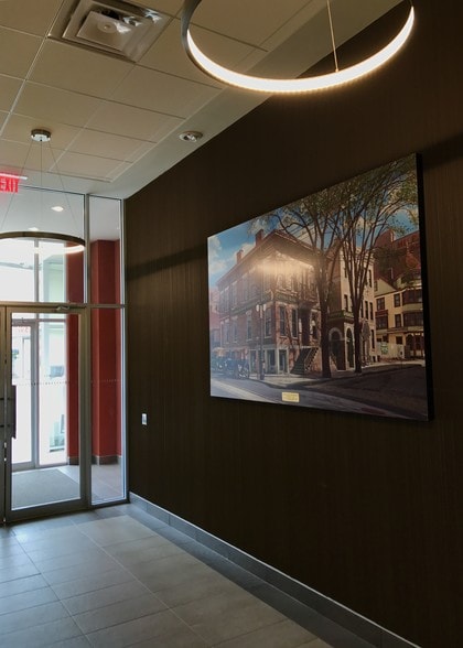 188 E Post Rd, White Plains, NY for lease - Interior Photo - Image 2 of 4