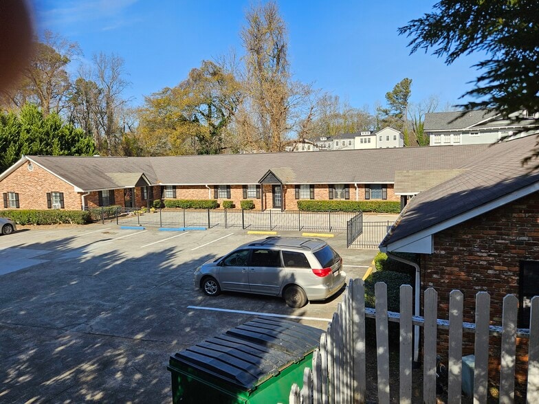 601 Coleman St, Atlanta, GA à vendre - Photo du bâtiment - Image 3 de 20