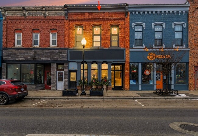 Plus de détails pour 31 N Washington St, Oxford, MI - Commerce de détail à vendre
