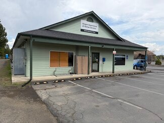 Plus de détails pour 16493 Bluewood Pl, La Pine, OR - Bureau à vendre