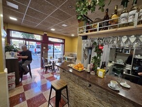 Commerce de détail dans Barcelone, Barcelona à louer Photo intérieure- Image 2 de 9