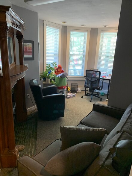 100 June St, Worcester, MA for lease - Building Photo - Image 3 of 3