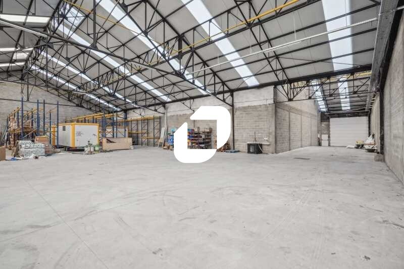 Office in Gennevilliers for lease - Building Photo - Image 2 of 3