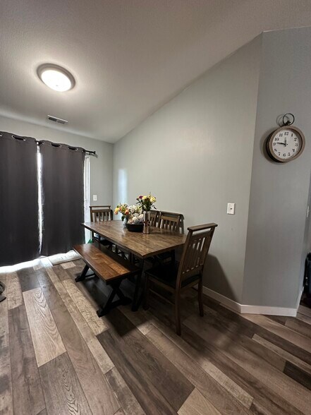 13747 N Natalie St, Rathdrum, ID à vendre - Photo du bâtiment - Image 2 de 11