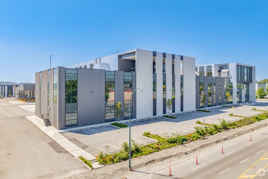 11 King Edward St, Coquitlam, BC for lease - Building Photo - Image 2 of 3