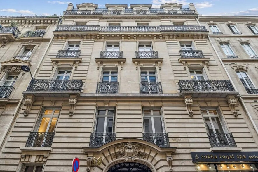 17 Rue De Miromesnil, Paris à louer - Photo du bâtiment - Image 1 de 14