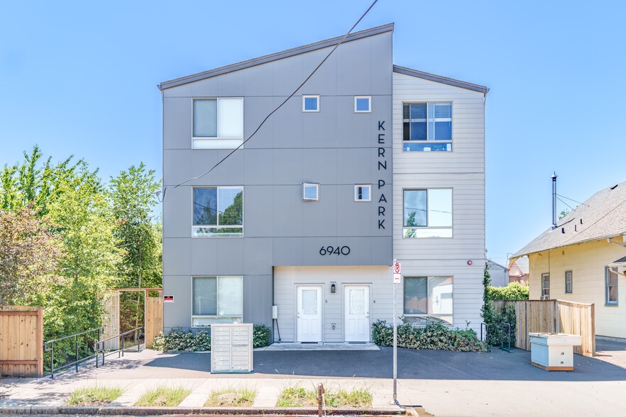 6930-6940 SE Long St, Portland, OR for sale - Building Photo - Image 2 of 17