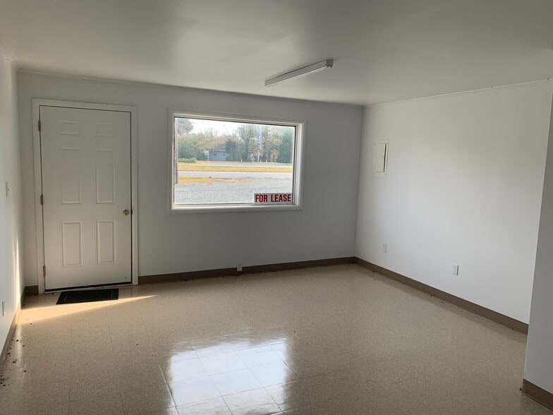 4230 Lankford Hwy, Exmore, VA à louer - Photo du bâtiment - Image 2 de 4