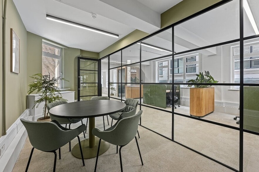 111-111A Wardour St, London for lease - Building Photo - Image 3 of 21