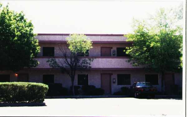 701 S Roosevelt St, Tempe, AZ à vendre - Photo du bâtiment - Image 2 de 3