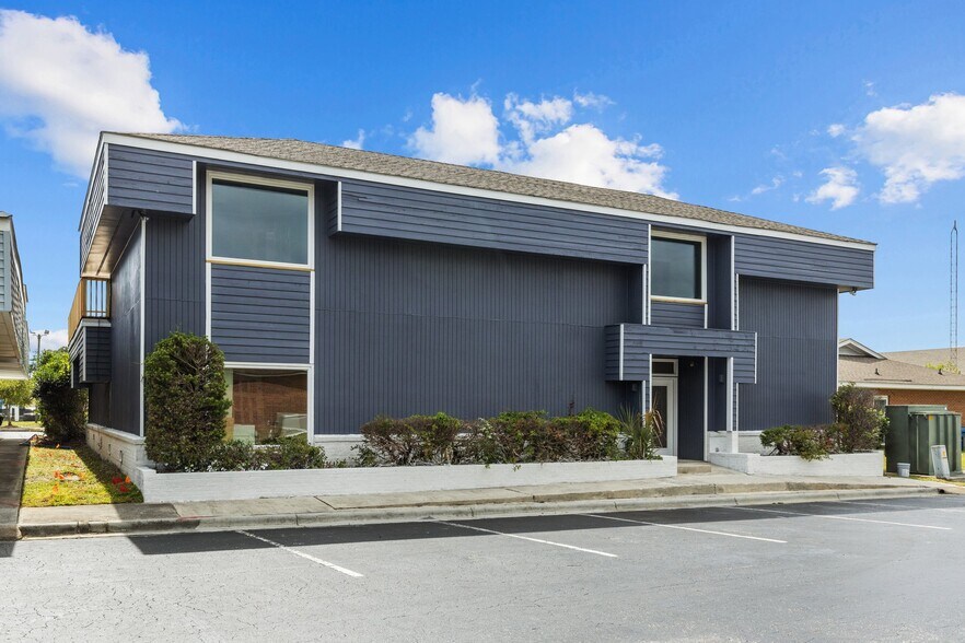 208 Penny Ln, Morehead City, NC à vendre - Photo du bâtiment - Image 3 de 51