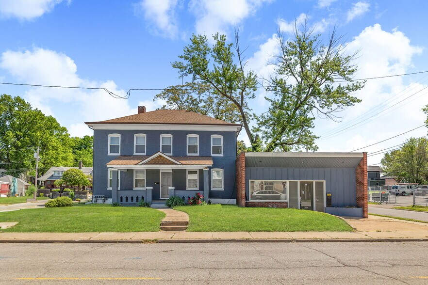 302 N High St, Belleville, IL for sale - Building Photo - Image 2 of 53