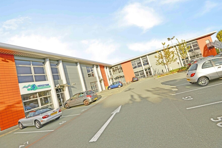 Skyhawk Av, Liverpool for lease - Building Photo - Image 3 of 12