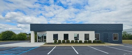 9003 Technology Ln, Fishers, IN for lease Building Photo- Image 2 of 7