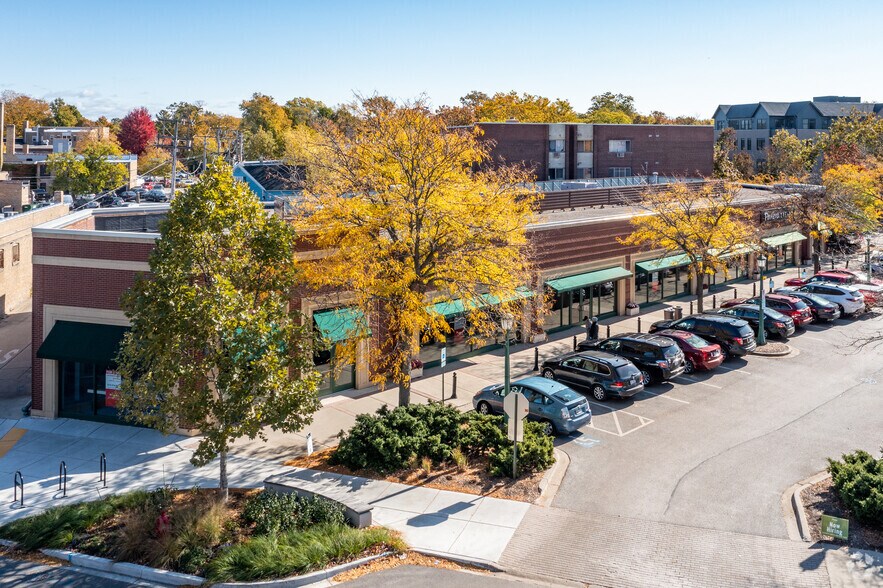 1199 Wilmette Ave, Wilmette, IL à louer - Photo du bâtiment - Image 2 de 11
