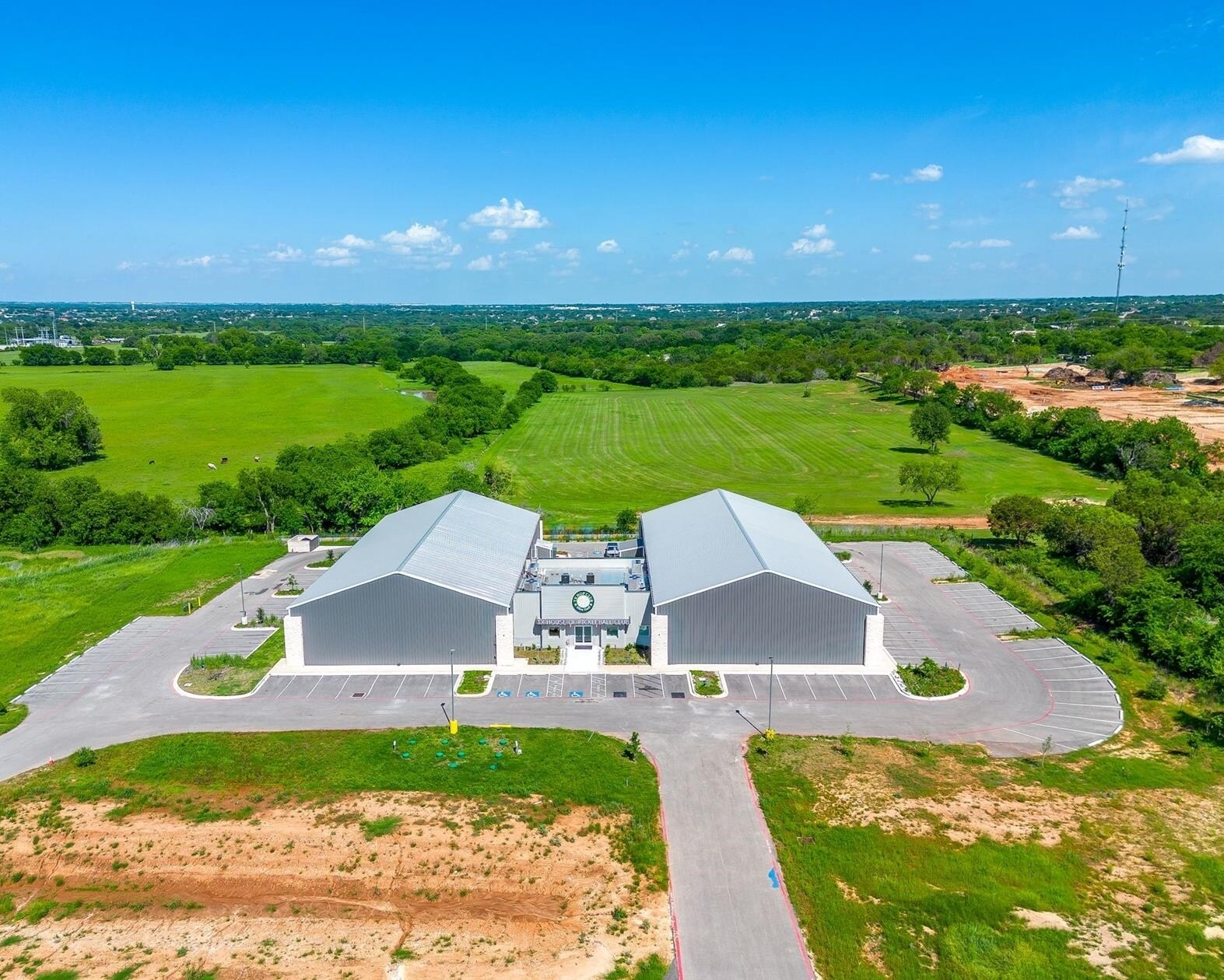 1109 Hwy 51, Granbury, TX à louer Photo principale- Image 1 de 4